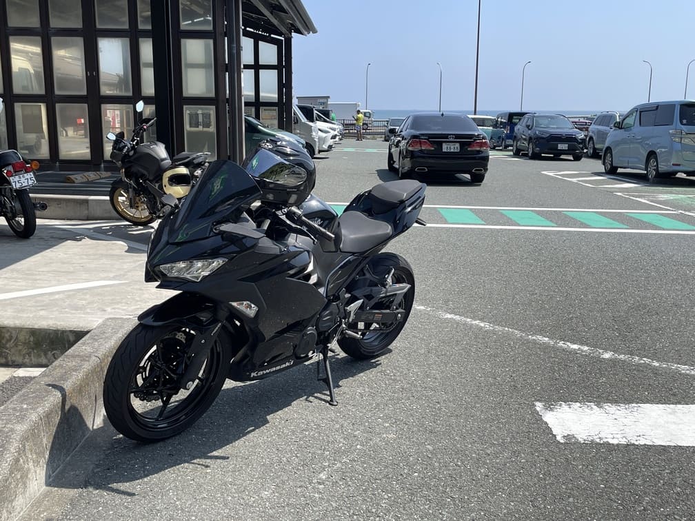 道の駅 潮見坂 ninja400 ツーリング 駐輪場