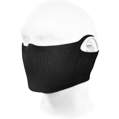 NAROOMASKナルーマスクF5Sはフルフェイスヘルメットを着用している花粉症のバイク乗りにおすすめで、トラックなどの排気ガス対策に最適な花粉対策マスク